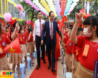 Chủ tịch HĐND Thành phố Nguyễn Ngọc Tuấn dự lễ khai giảng tại Trường Tiểu học Đặng Trần Côn (Thanh Xuân)