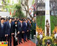Đoàn đại biểu Thành phố dâng hương tại Di tích Đài tưởng niệm Khâm Thiên